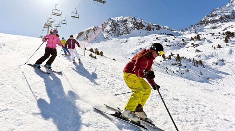Ski grandvalira lovers  Hotel AnyósPark Ла-Массана
